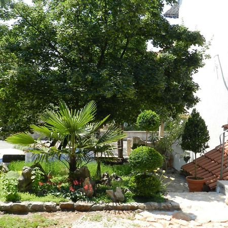 מאלינסקה Apartmani Lucija Jurkovic מראה חיצוני תמונה