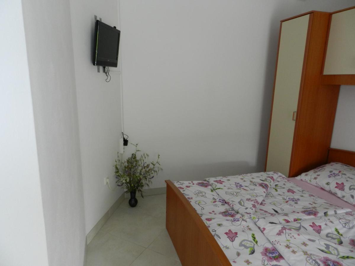מאלינסקה Apartmani Lucija Jurkovic מראה חיצוני תמונה