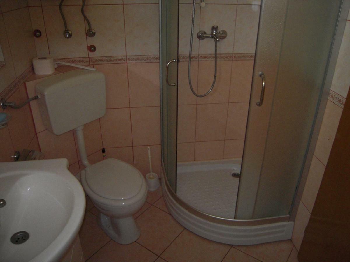 מאלינסקה Apartmani Lucija Jurkovic מראה חיצוני תמונה