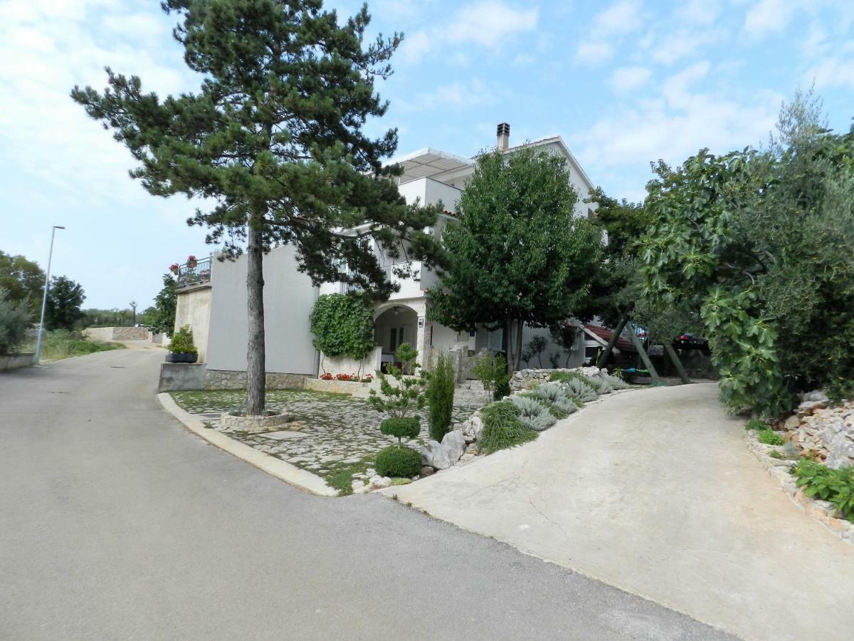 מאלינסקה Apartmani Lucija Jurkovic מראה חיצוני תמונה
