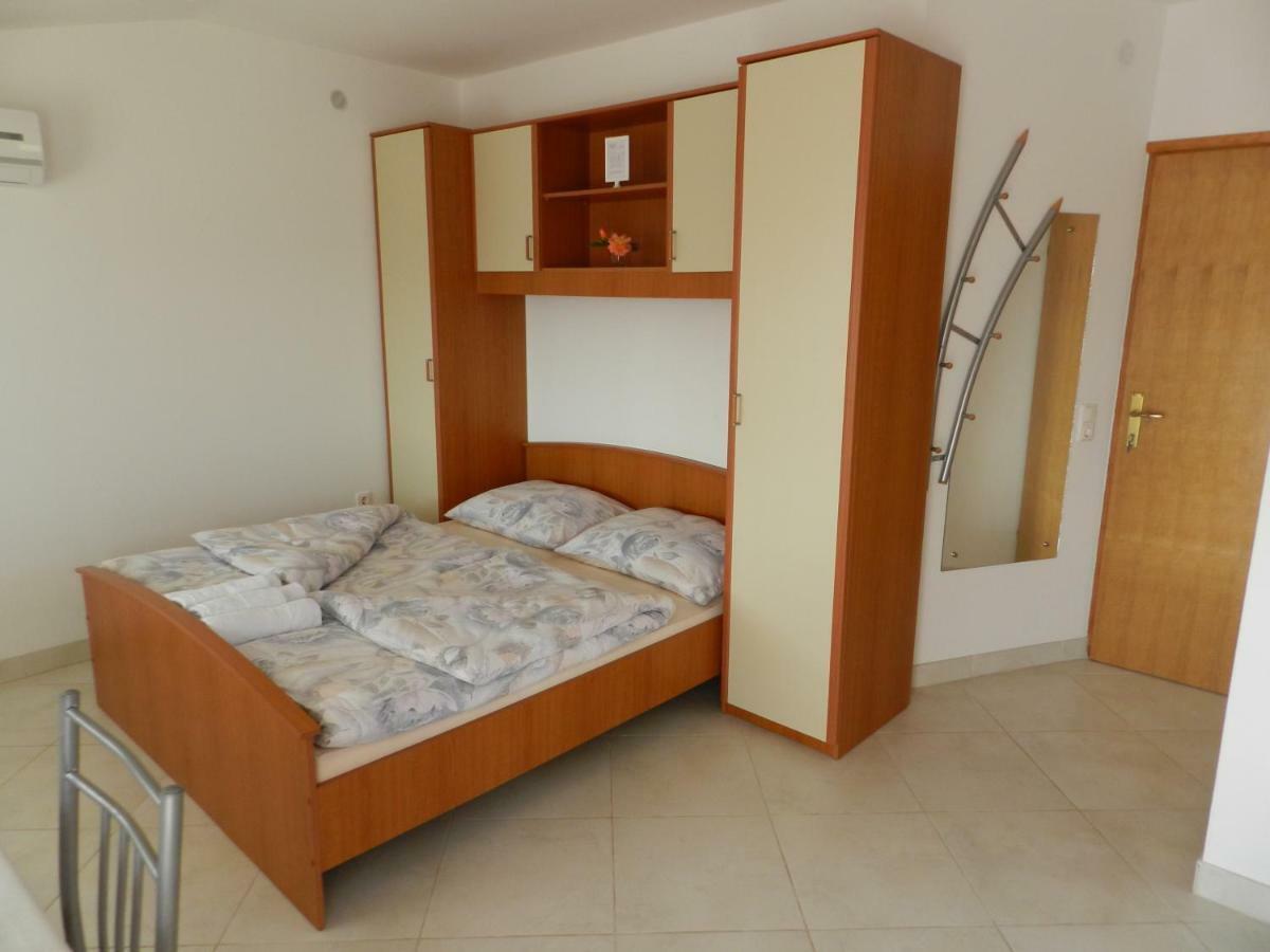מאלינסקה Apartmani Lucija Jurkovic מראה חיצוני תמונה