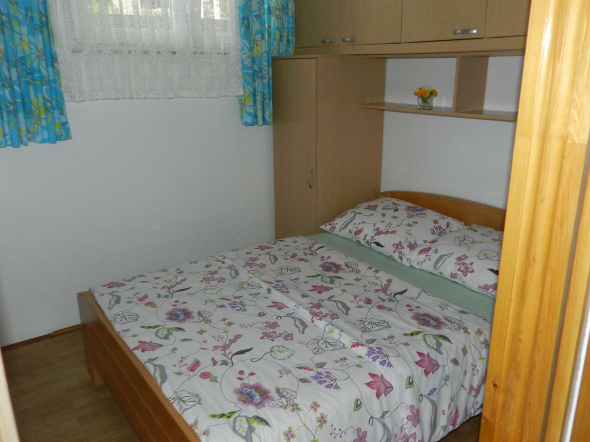 מאלינסקה Apartmani Lucija Jurkovic מראה חיצוני תמונה
